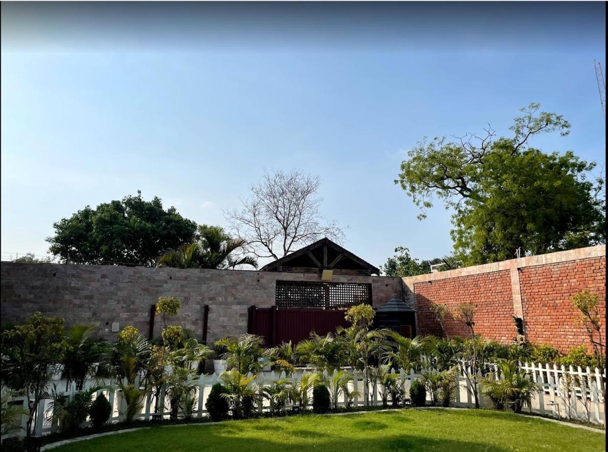 Yashmay Villa Club & Resort Gonda Exteriér fotografie