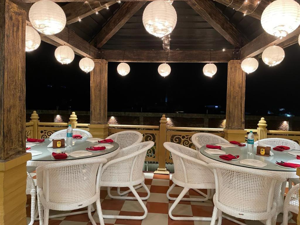 Yashmay Villa Club & Resort Gonda Exteriér fotografie