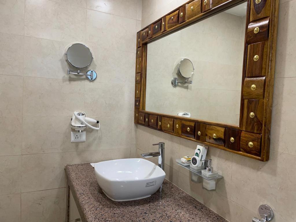Yashmay Villa Club & Resort Gonda Exteriér fotografie